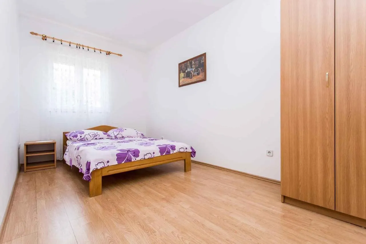 Apartments In Silo/Insel Krk 13513