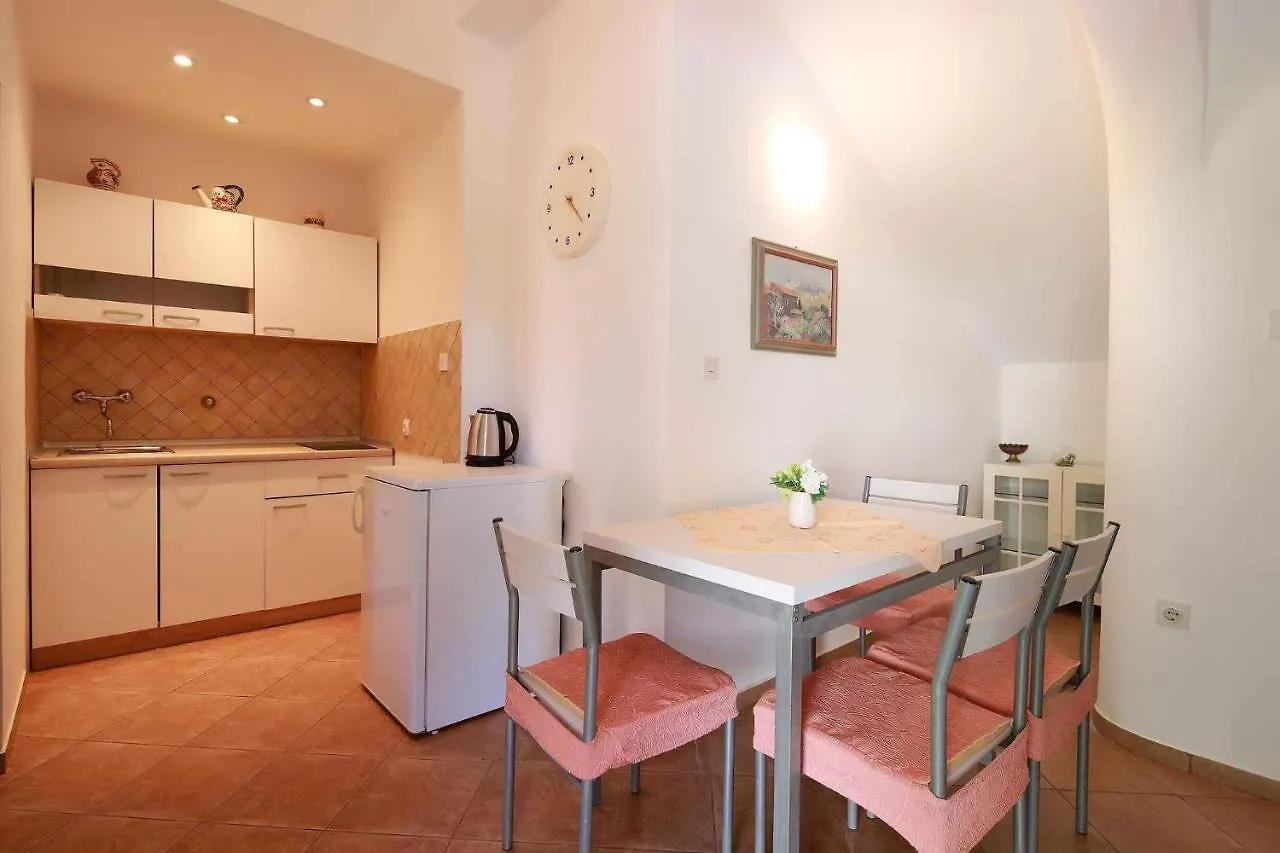 Apartments In Silo/Insel Krk 13513 Croatia
