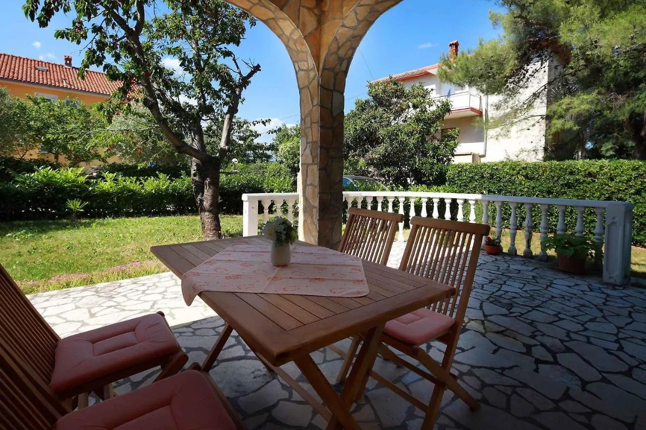 Apartments In Silo/Insel Krk 13513 Šilo