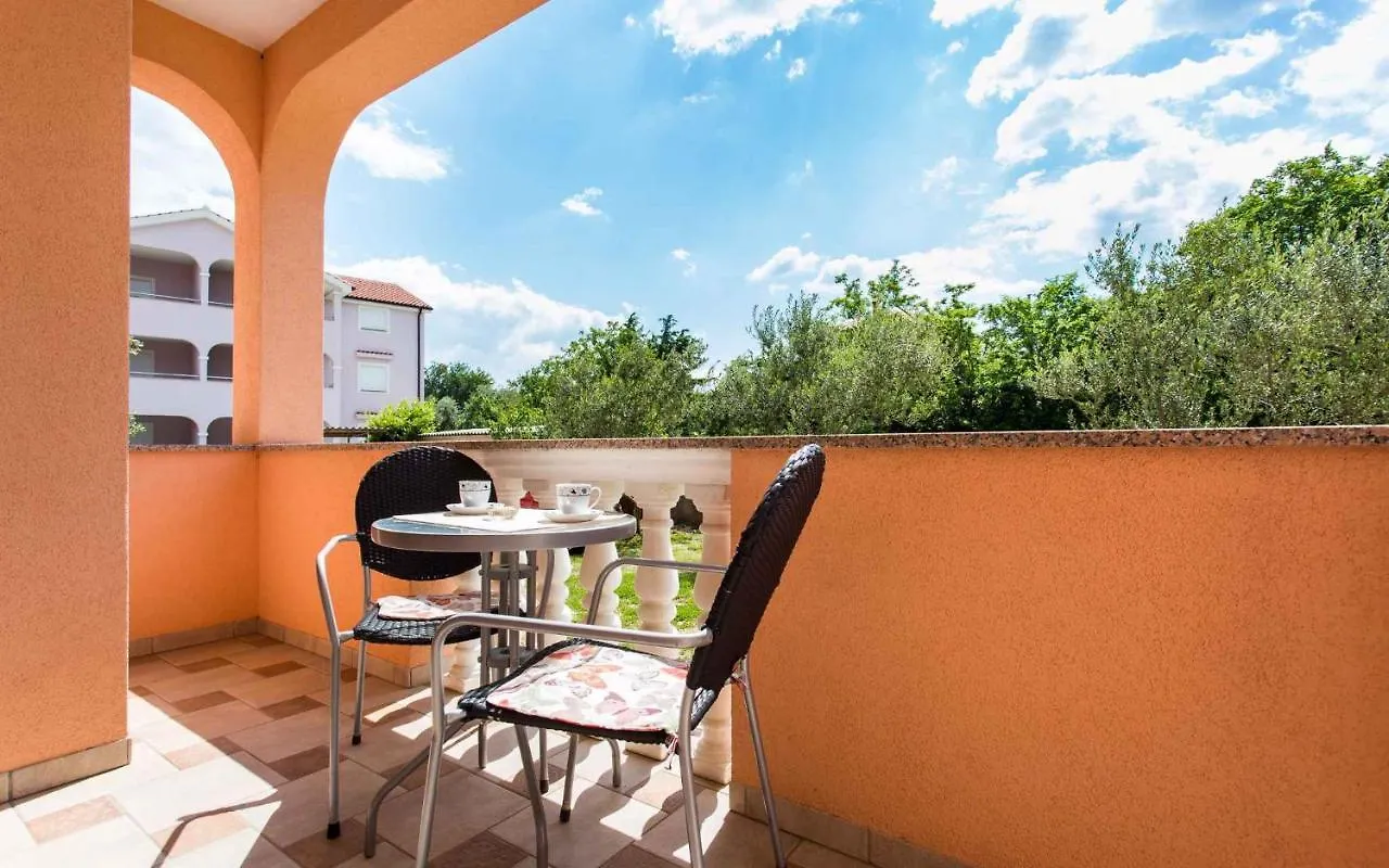 Apartments In Silo/Insel Krk 13513