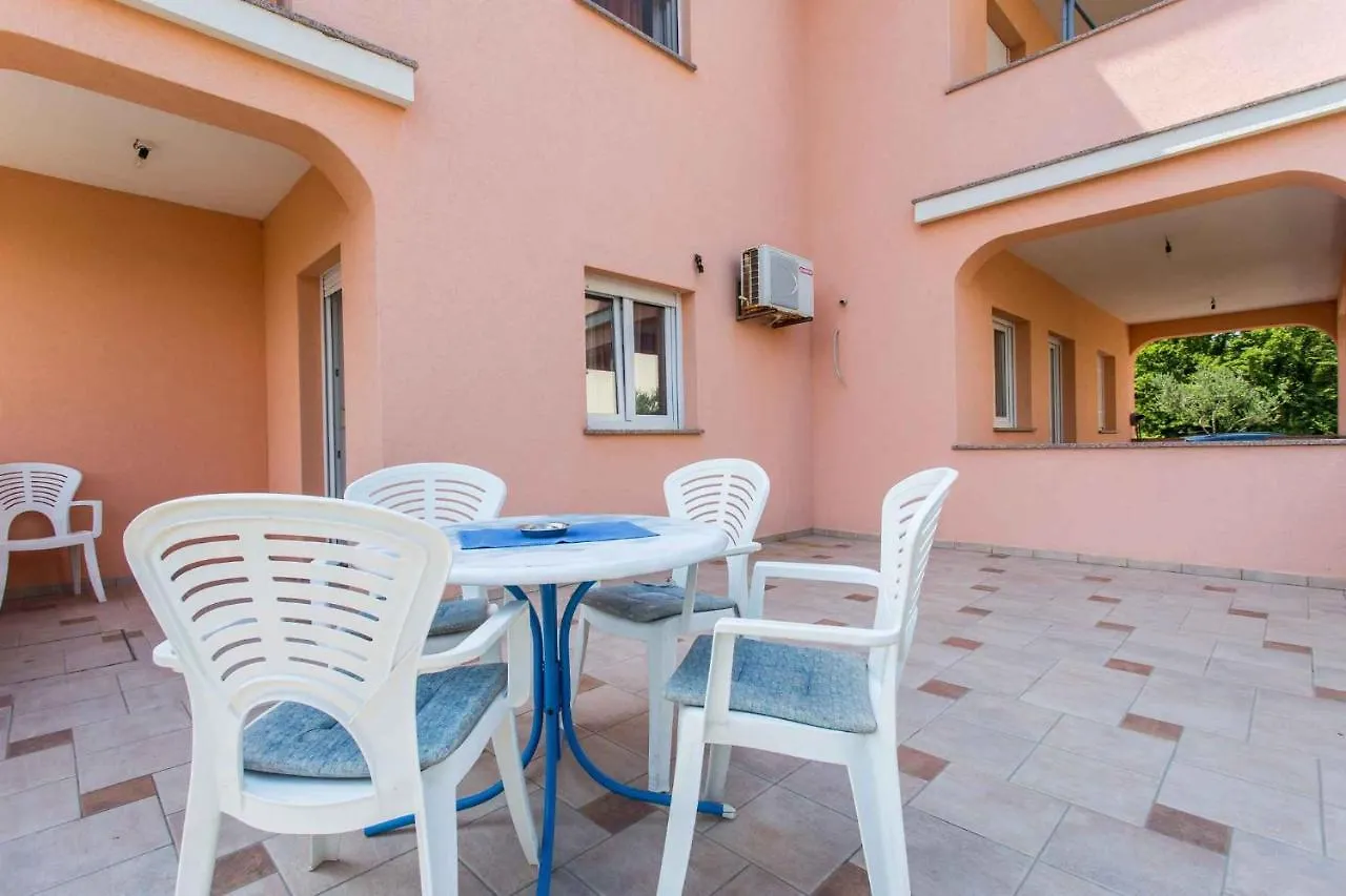 Apartments In Silo/Insel Krk 13513